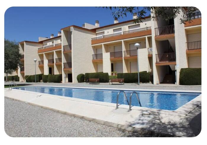 Penthouse -
                        L´escala -
                        2 bedrooms -
                        0 persons